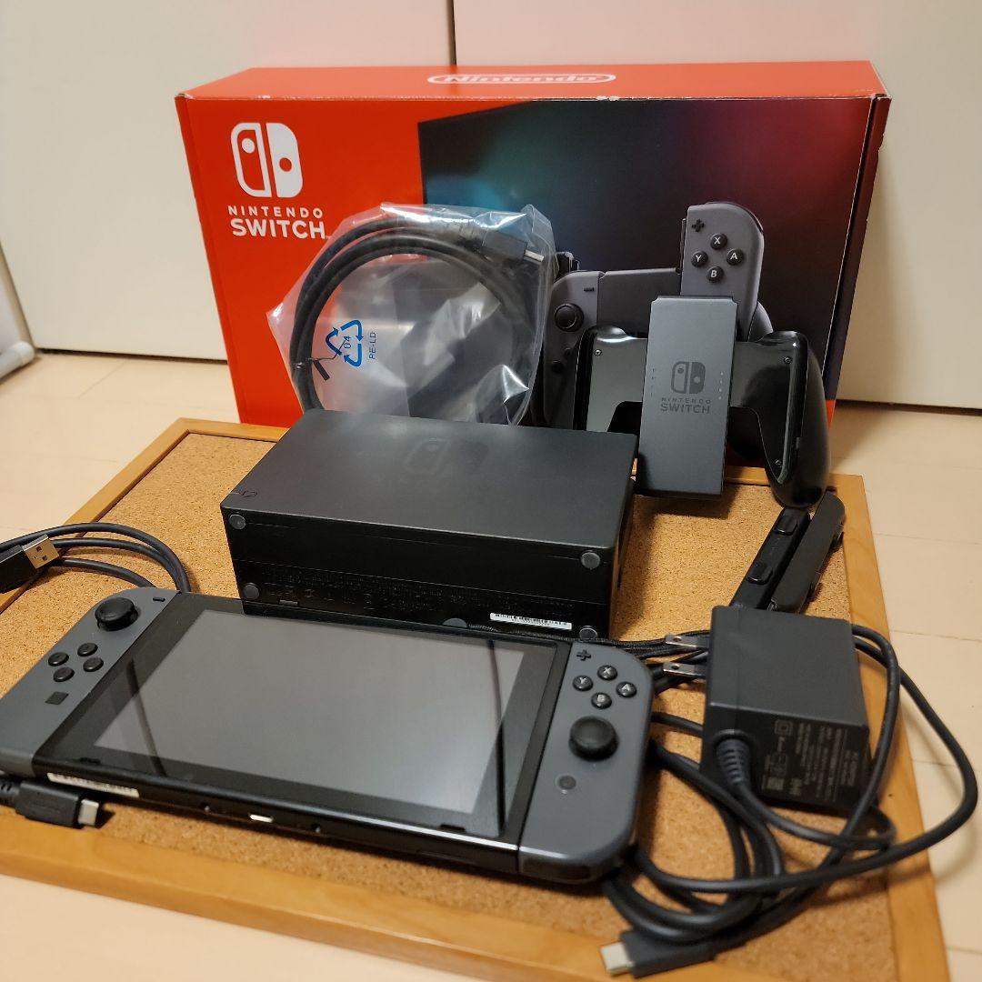 土日限定値下げ中！！　Nintendo Switch　グレー　中古　動作品