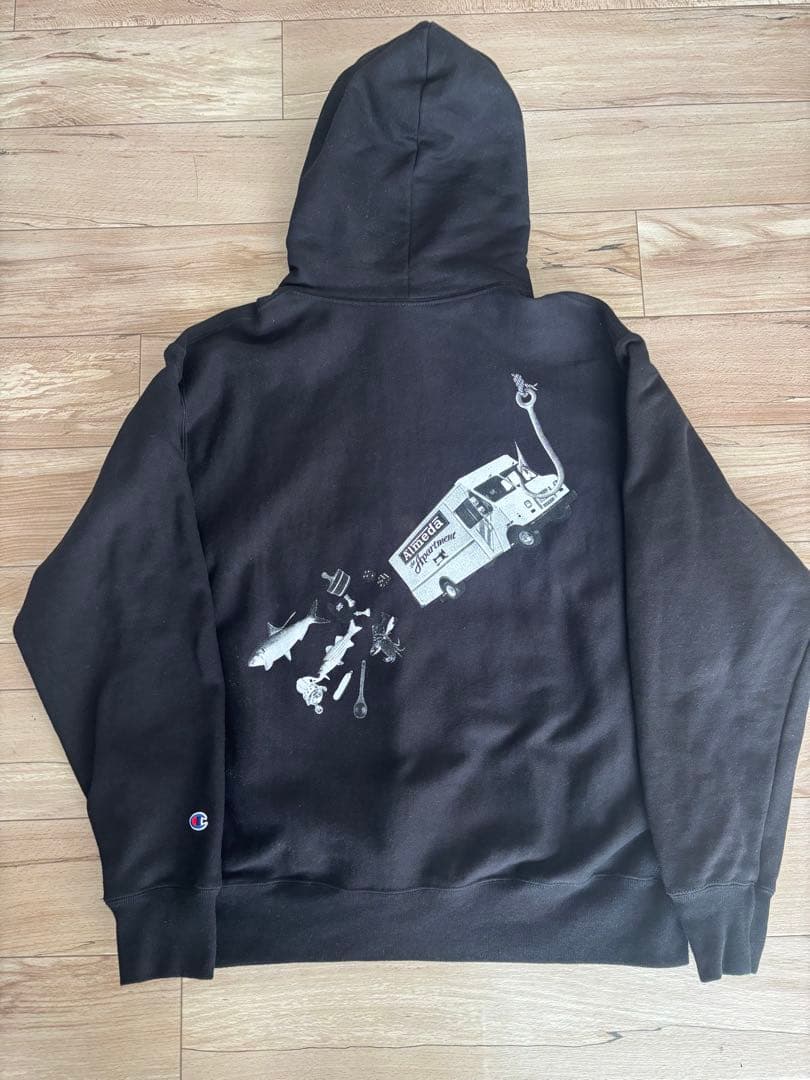 The Almeda Club×The Apartment パーカー