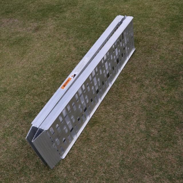 「じ＊」アルミ　折畳ラダー 　1本