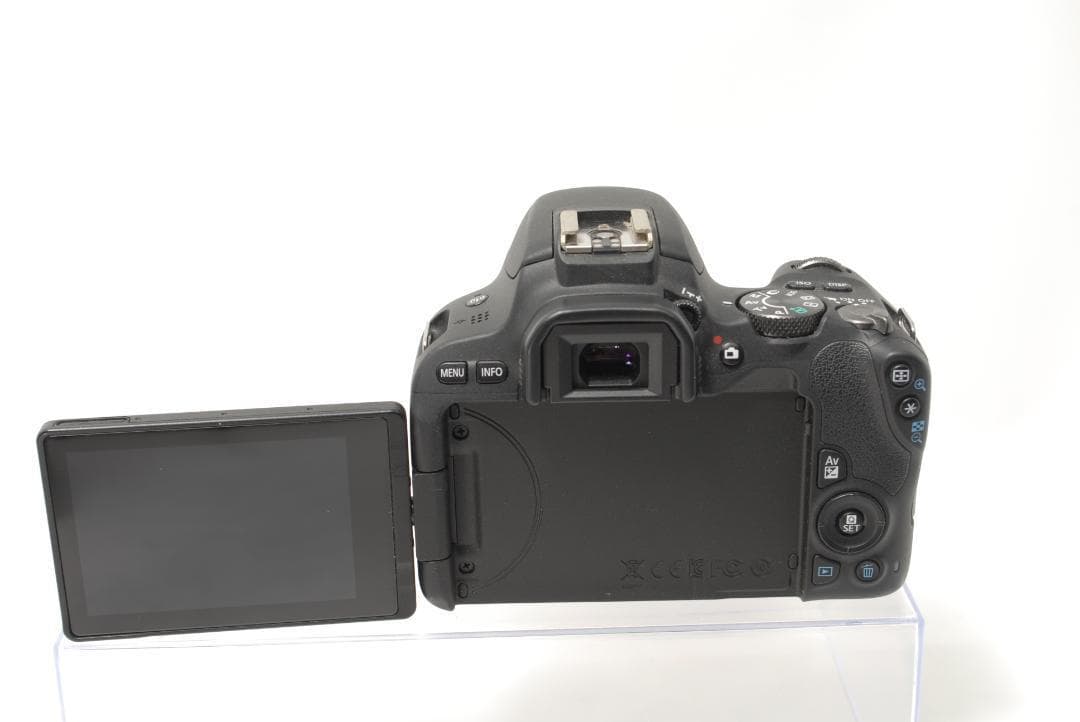 ☘️美品✨軽量✨コンパクト✨楽々スマホ転送☘️Canon kiss X9