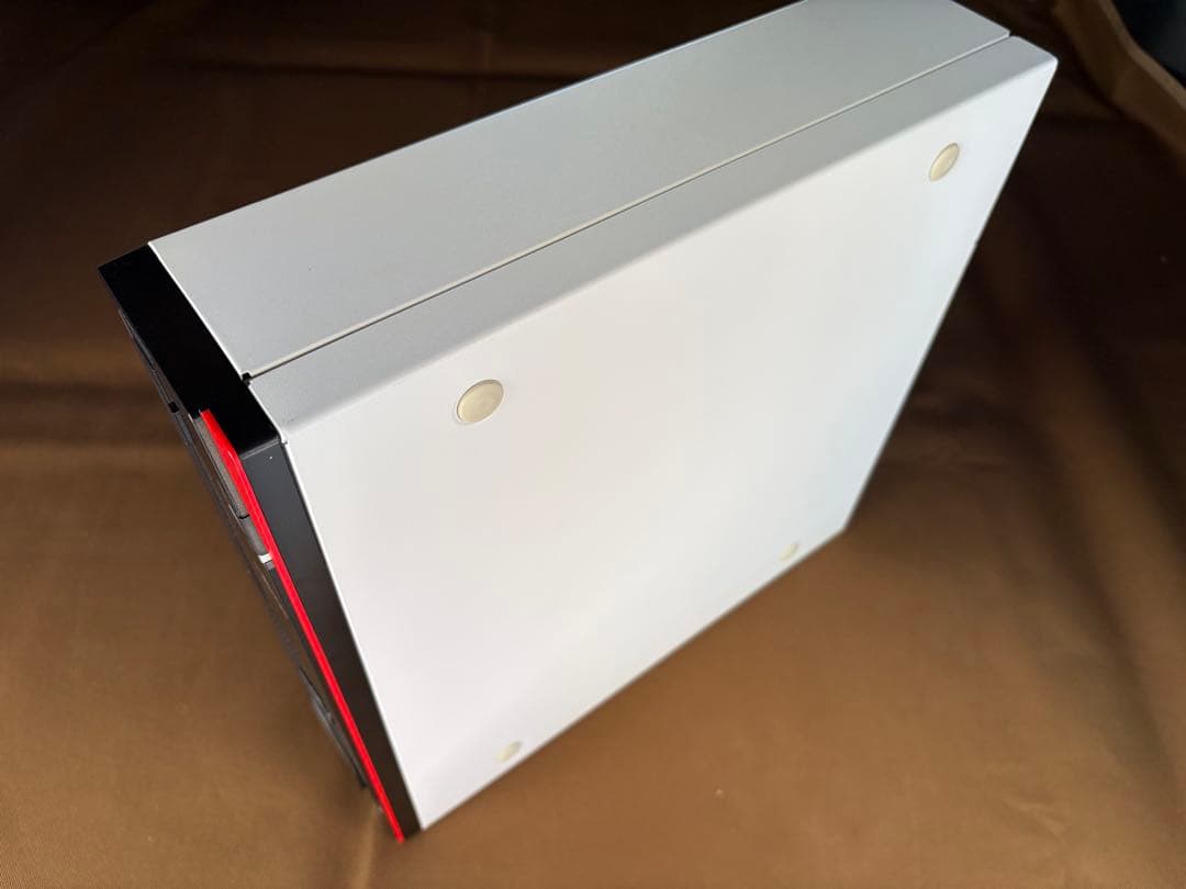 富士通 ESPRIMO 第8世代i3 メモリ16G SSD＋HDD Win11