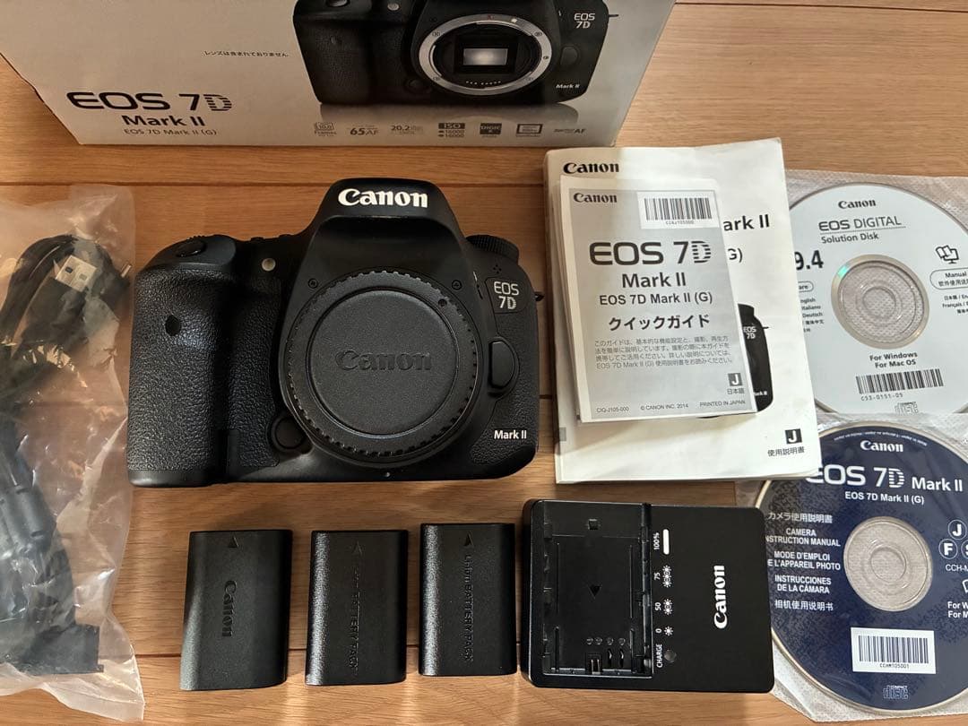 Canon EOS 7D Mark II 本体