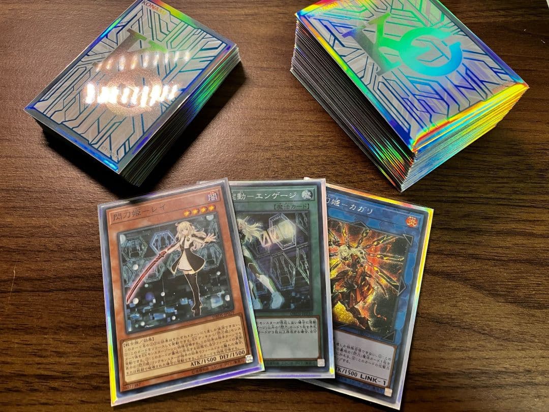 【即日発送可】 新制限対応！ 遊戯王 閃刀姫 アジア版 デッキ 初版 DBDS