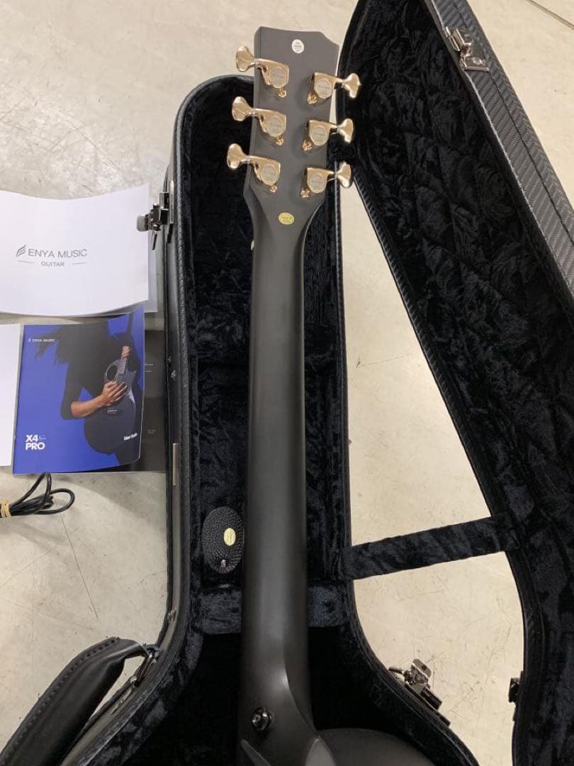 新品同様ENYA X4 Pro Trance Acoustic ギター、ケース付