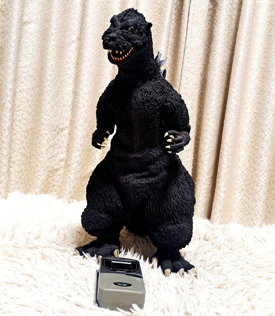 美品　東京マルイゴジラ、初代ゴジラ　1／100 ラジコン　ゴジラ　リモコン
