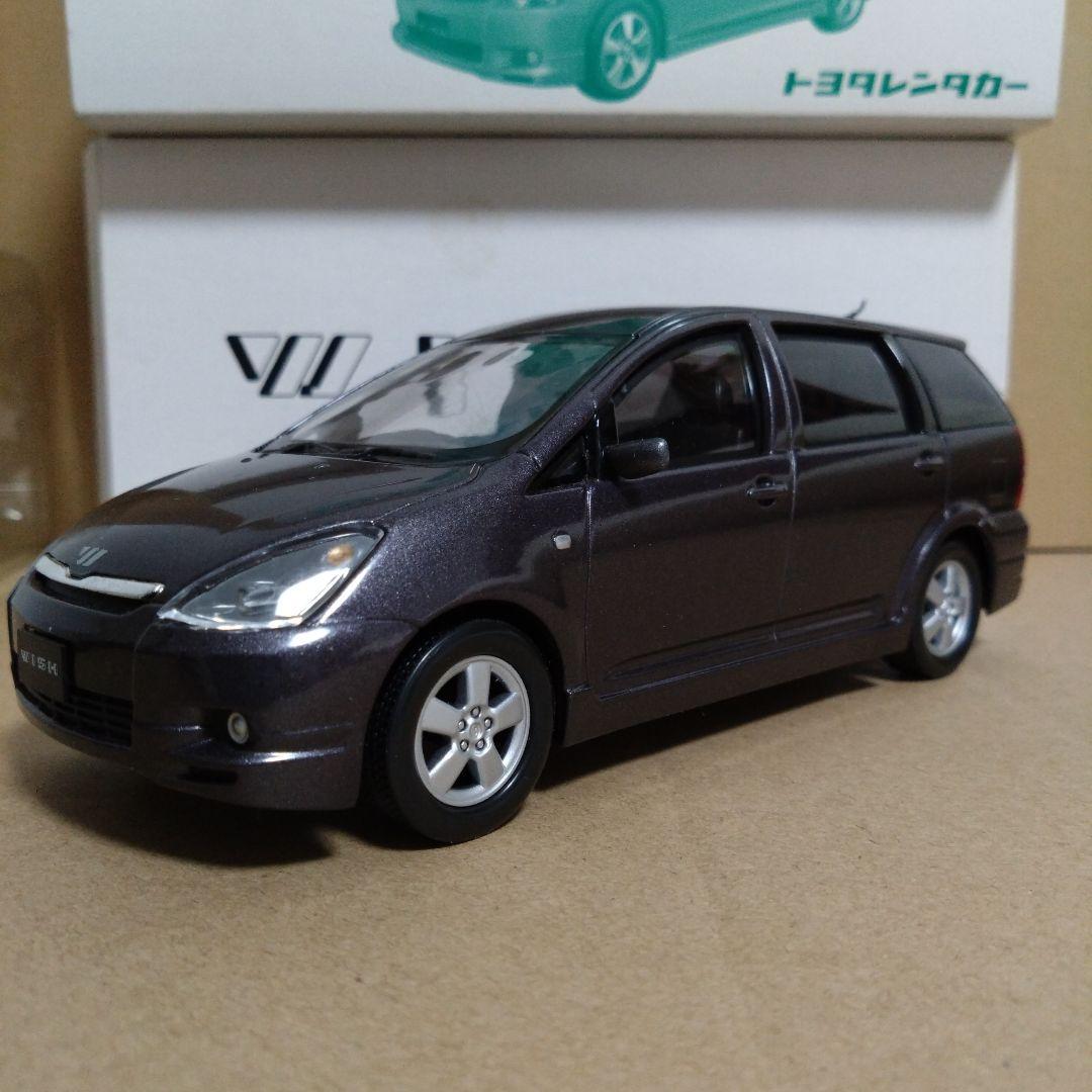 トヨタ　ウィッシュ　カラーサンプル　ミニカー　1/24　非売品　WISH