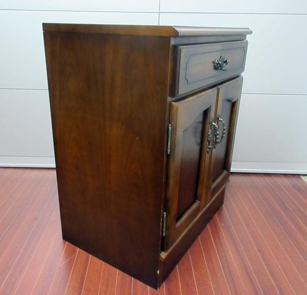 カリモク キャビネット コロニアル