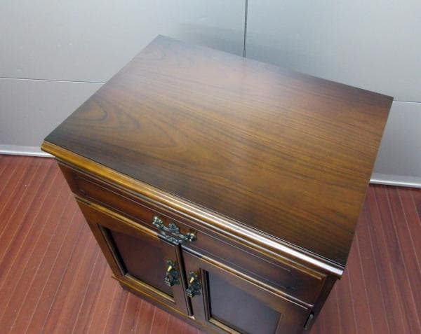 カリモク キャビネット コロニアル