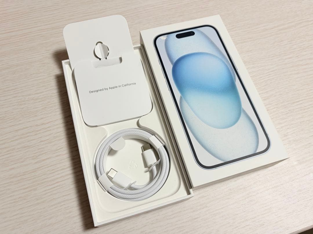 iPhone 15 128GB ブルー ホワイト SIMフリー 箱付き 本体