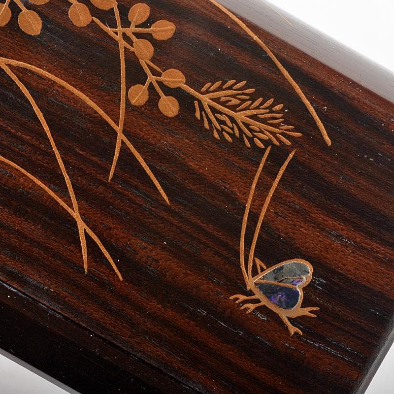 茶道具　山中塗　道場宗廣作　虫に秋草　黒檀虫篭蒔絵　香合　共箱　M　R5279