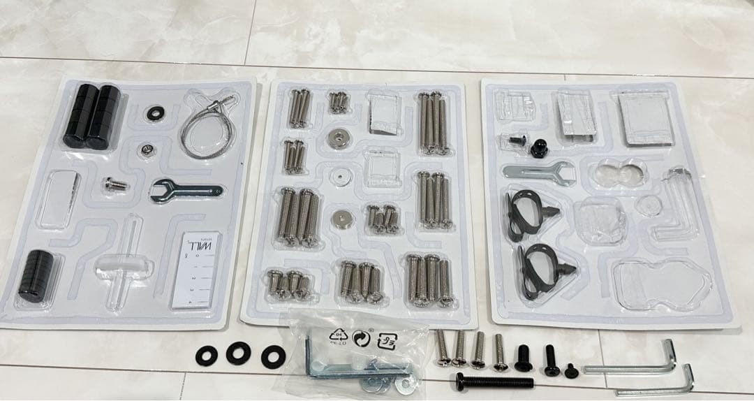 (美品)イコールズ　ウォール　v3 ロータイプ