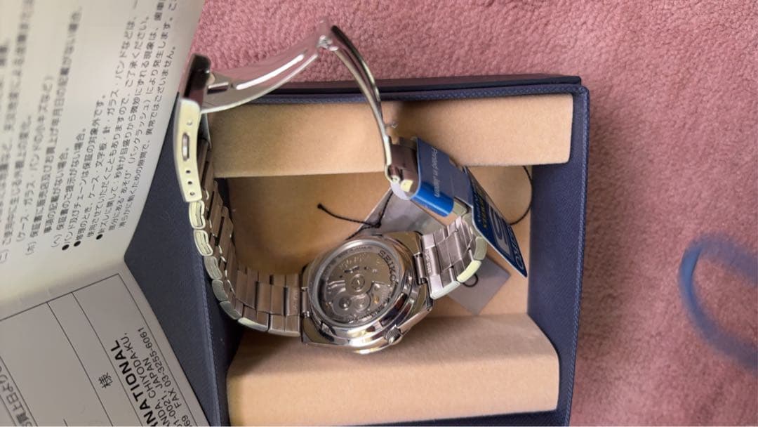 セイコー5白文字盤　腕時計海外モデル自動巻きホワイト文字盤日本製メンズ逆輸入品