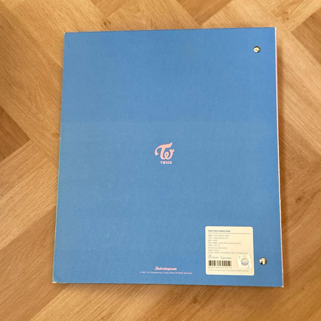 twice likey ライキー　バインダー　カードホルダー　トレカ　9ポケット