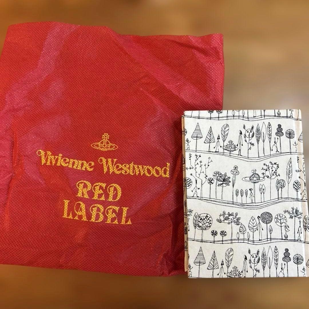 vivienneWestwoodRedLabelノベルティノート
