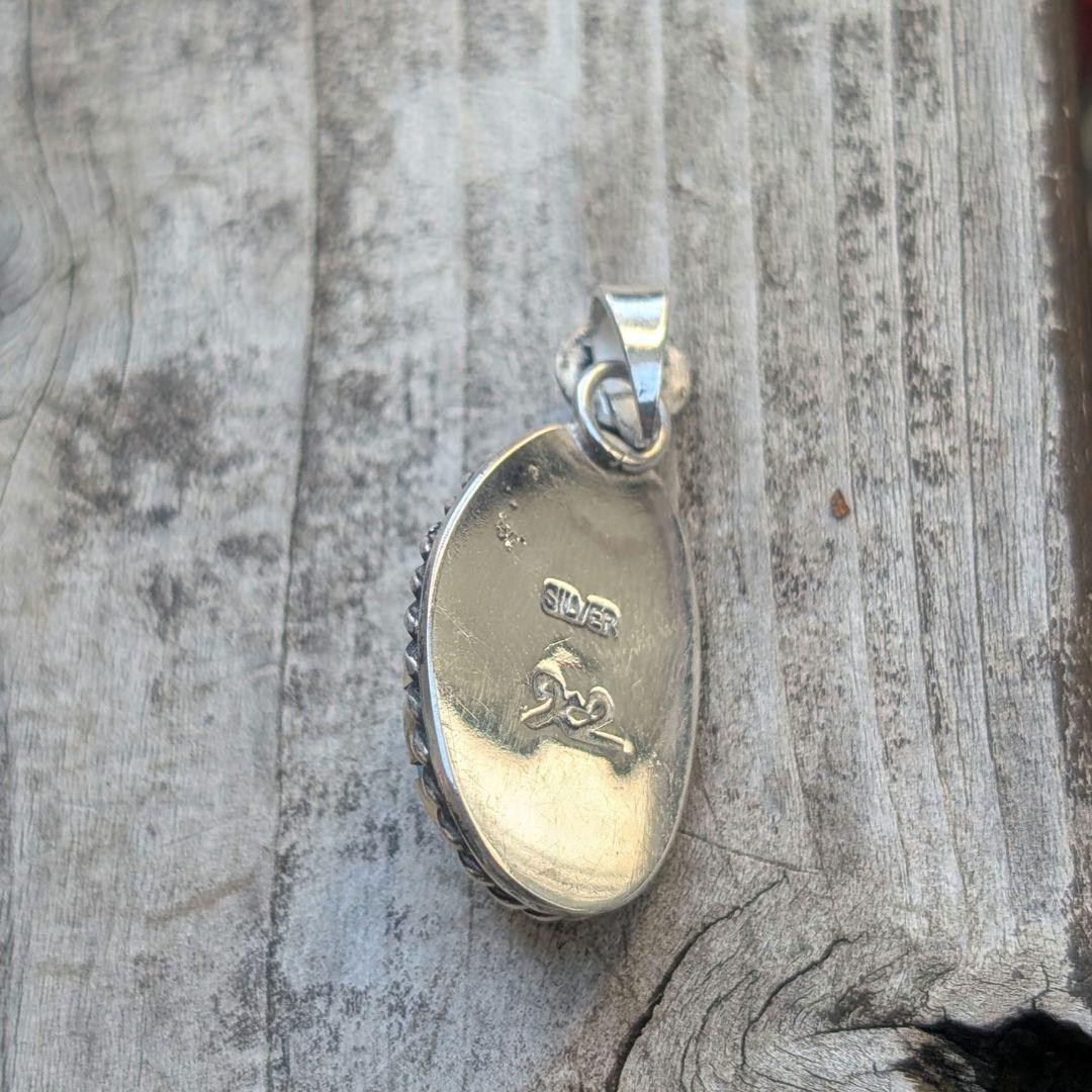 おんせんたまご様　ハンドメイドのターコイズトップ　インディアンジュエリー風