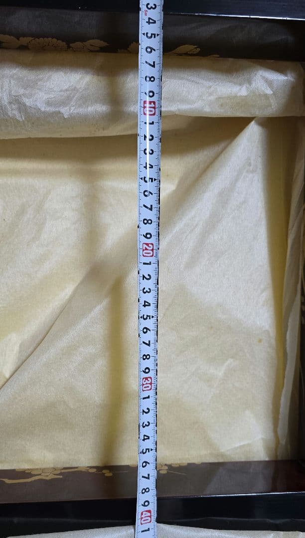 輪島塗四君子蒔絵の炉ぶちです