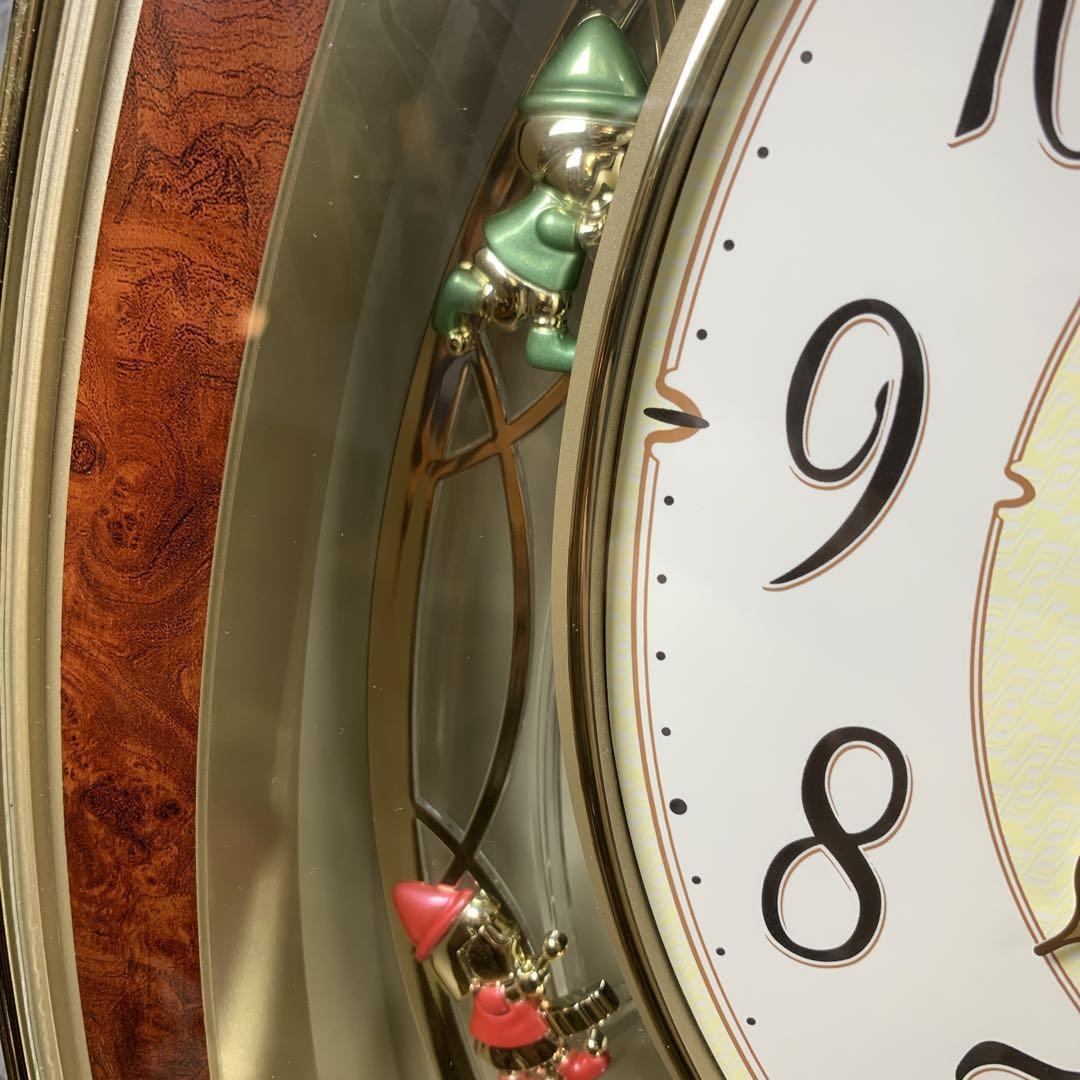 生産終了品　CITIZEN　電波掛時計 パルミューズクイーンダムN 4MN484