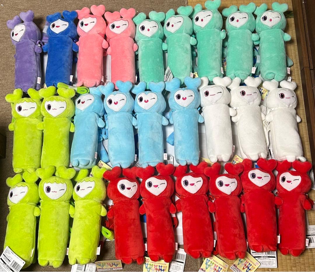 TWICE LOVELYS のびふにゃポーチ　27個セット