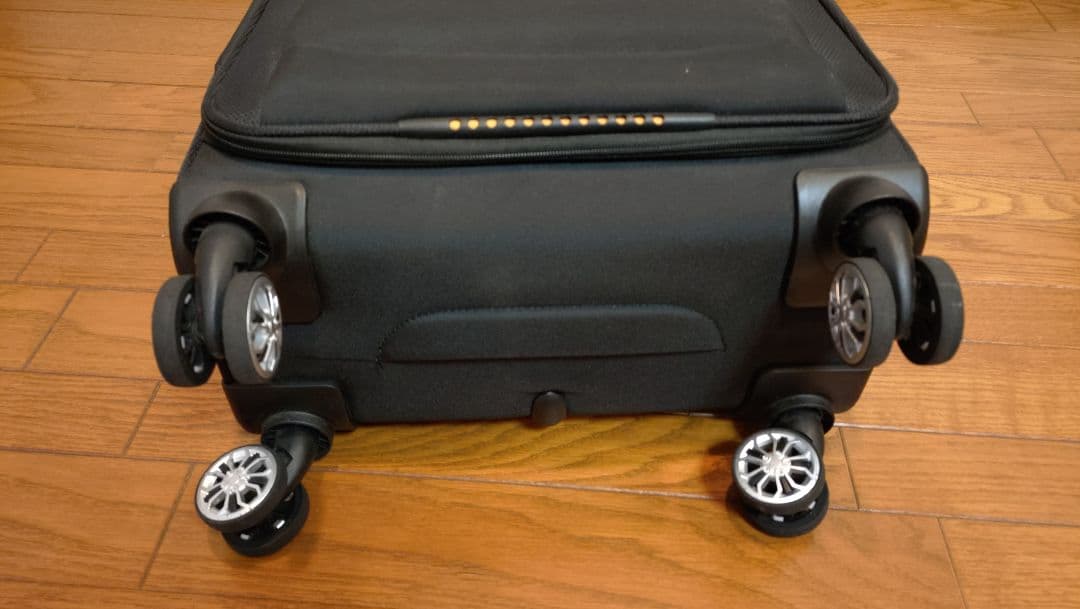 サムソナイト　クロスライト　スピナー55　ブラック