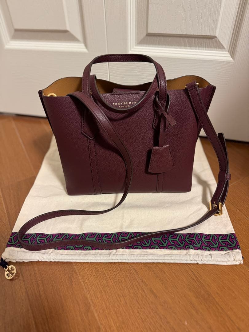 TORY BURCH ペリー　スモール　トリプルコンパートメントトートバッグ