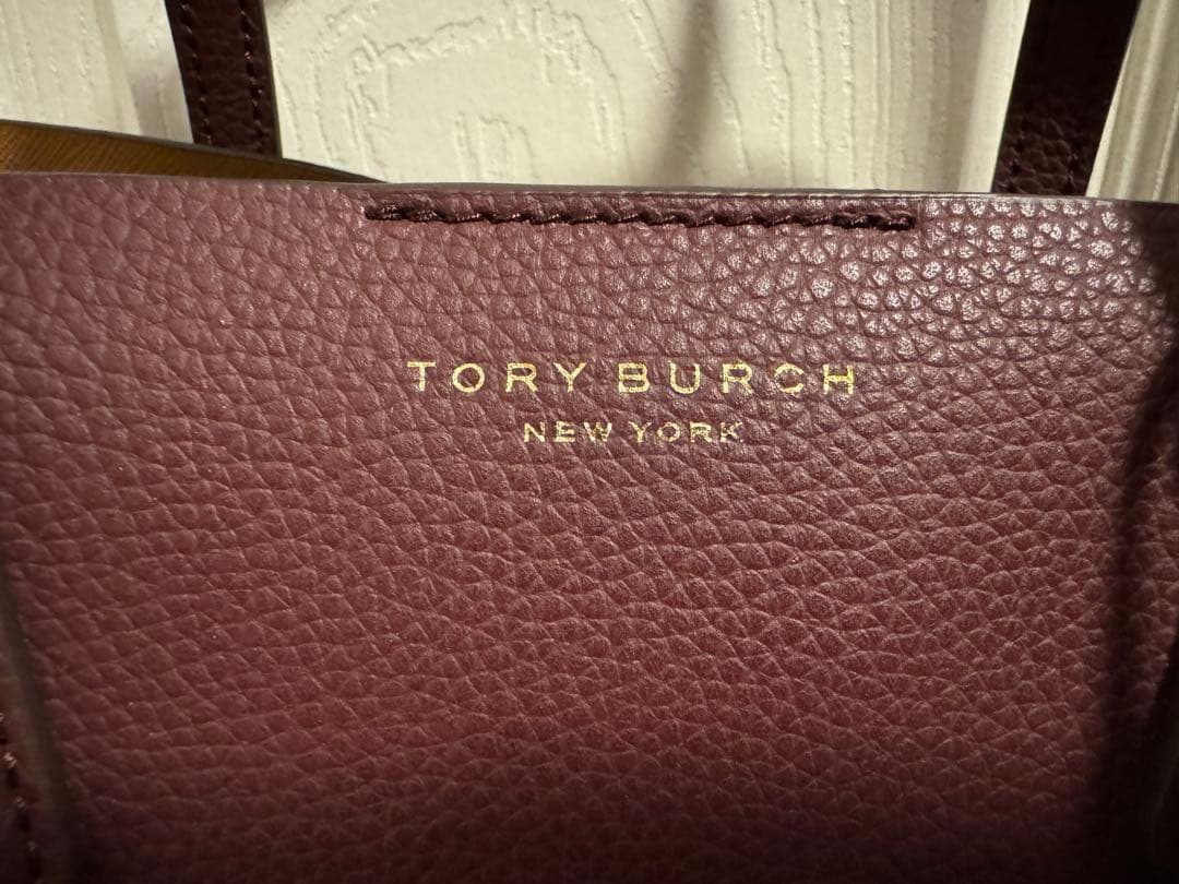 TORY BURCH ペリー　スモール　トリプルコンパートメントトートバッグ