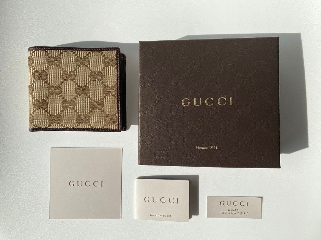 GUCCI折りたたみ 財布 おまけ付き