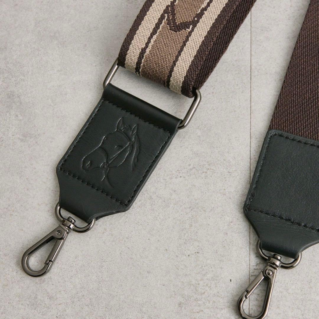 イアパピヨネ福袋2026ショルダーバッグストラップポーチ