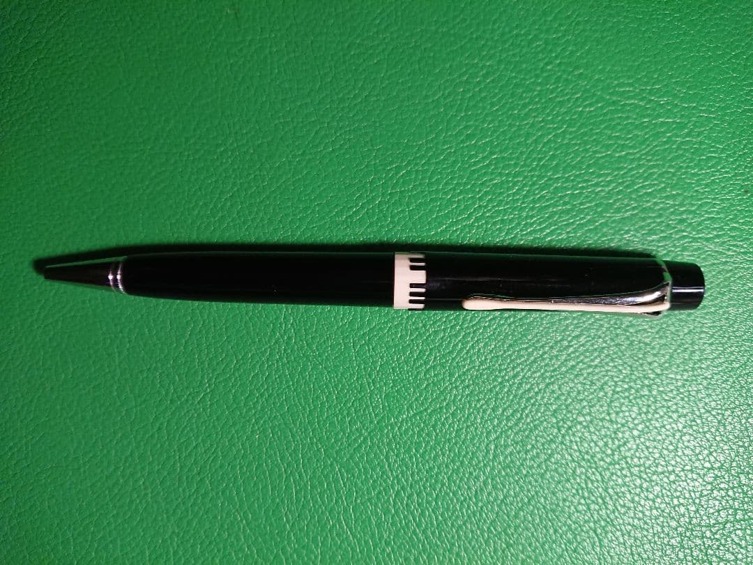 MONTBLANC カラヤン 黒いボールペン メタルクリップ付き