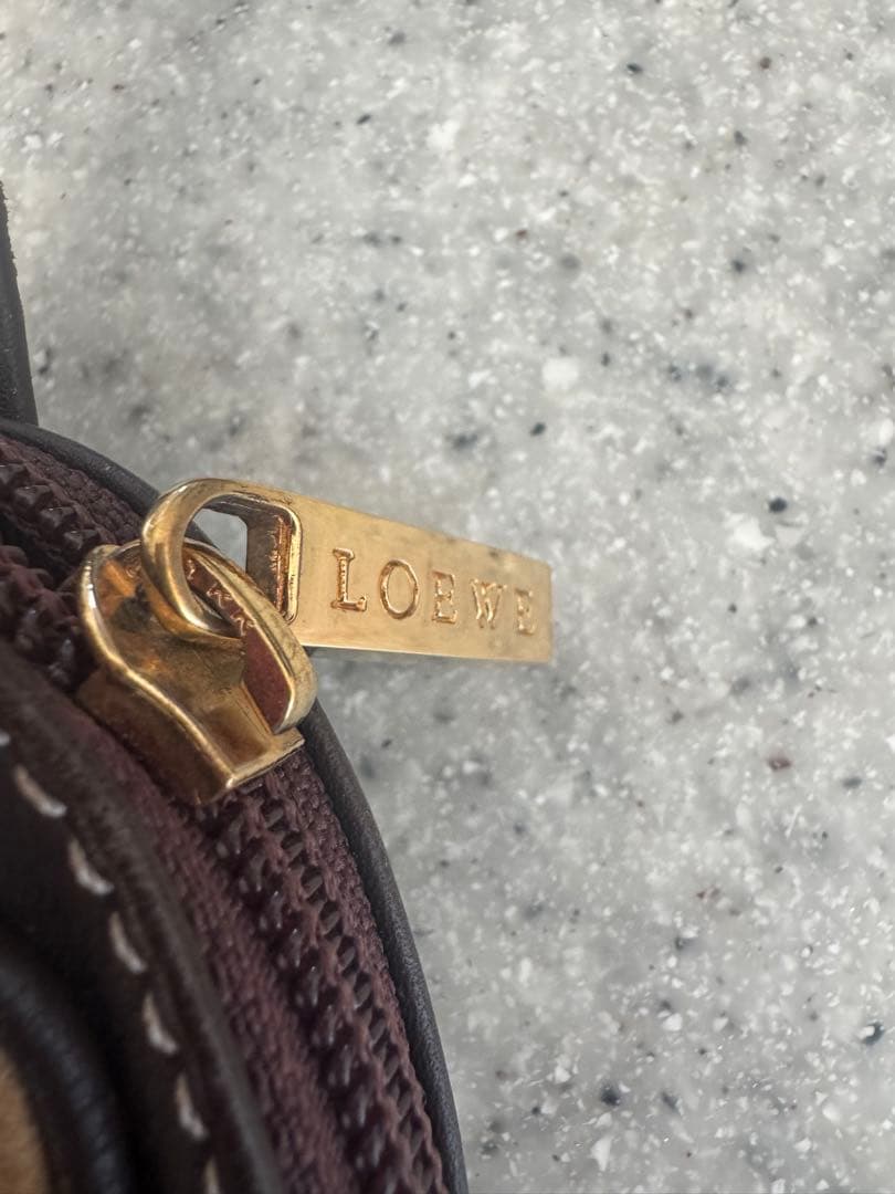 LOEWE ショルダーバッグ