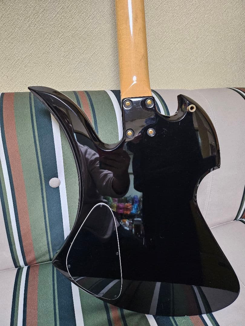 FERNANDES MG-80X　HIDEモデル　モッキンバード