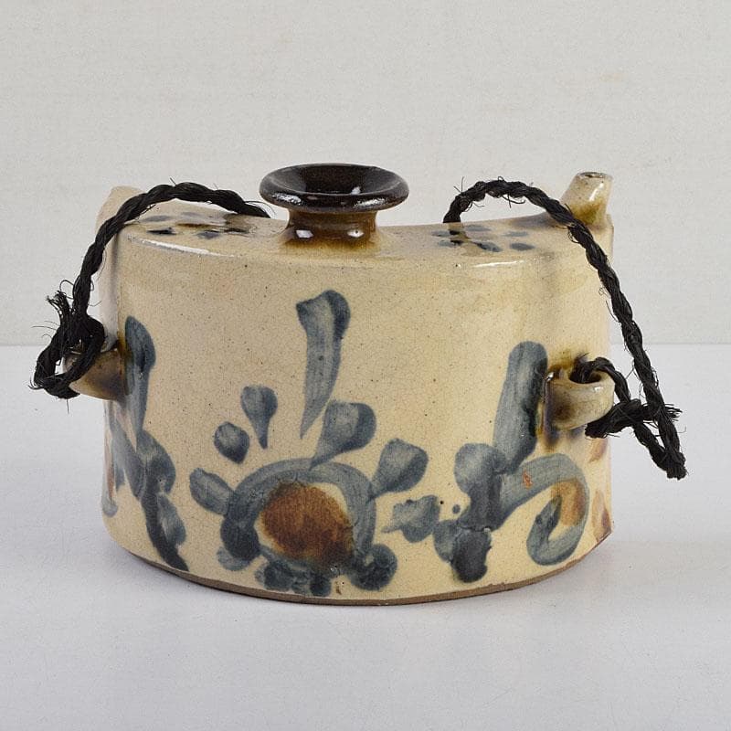 沖縄　琉球焼　壺屋焼　小橋川製陶所　仁王窯造　花文　抱瓶　共箱　C　8899