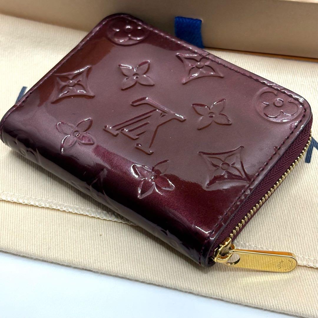 【美品】ルイヴィトン モノグラム ヴェルニ ジッピーパース アマラント