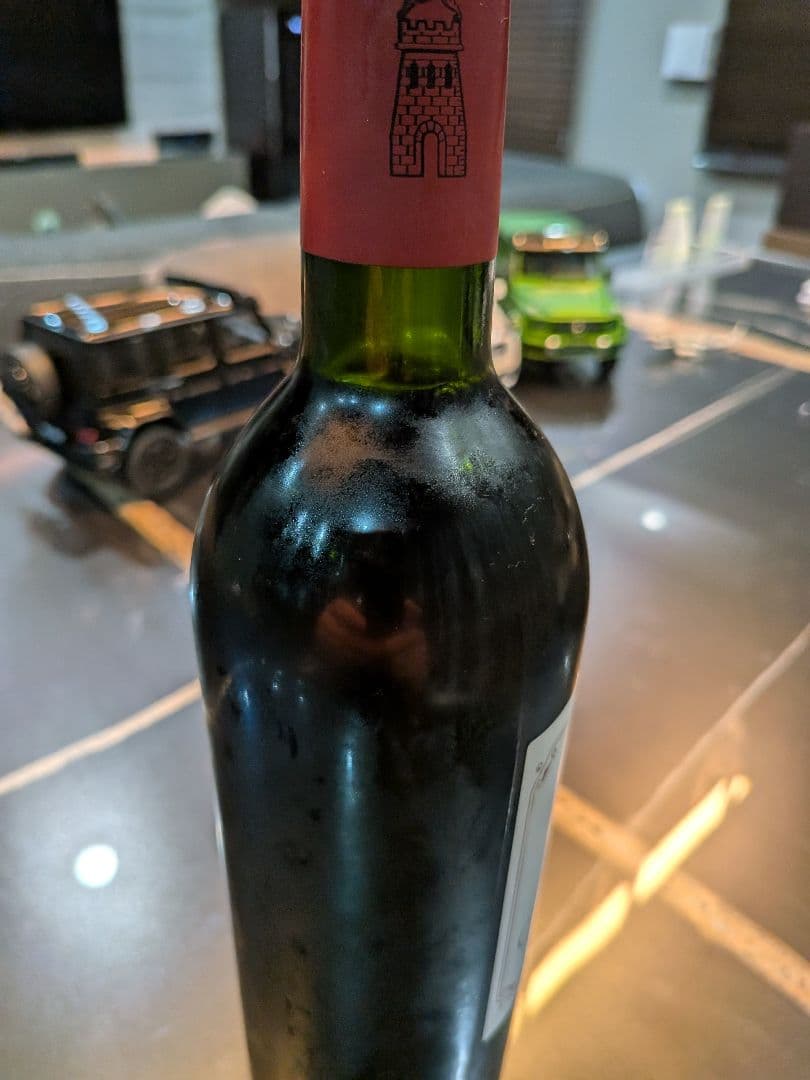 CHATEAU LATOUR 1985　シャトーラトゥール