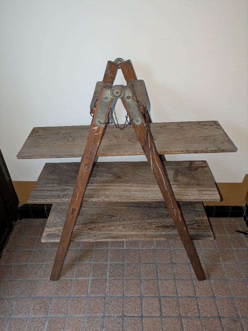 アンティーク ハンドメイド 木製棚 脚立活用