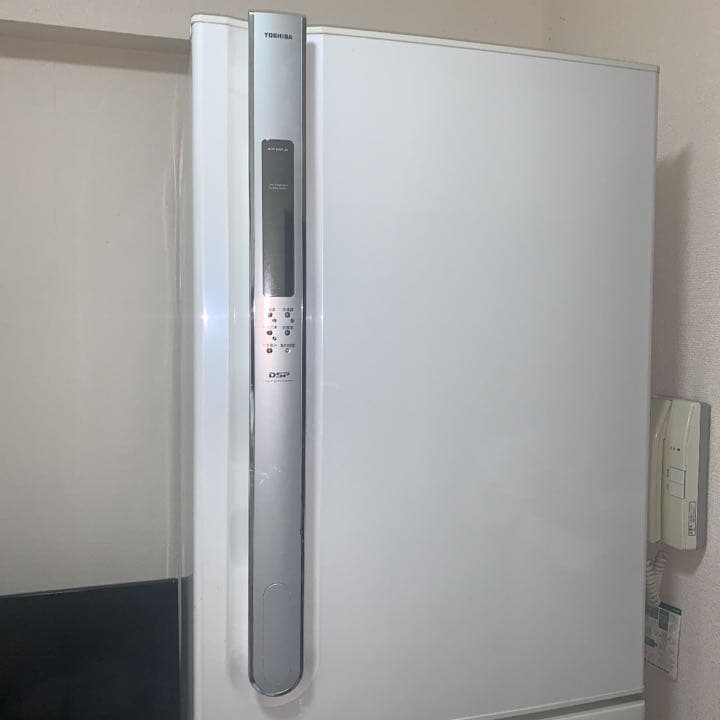 東芝冷蔵庫　5ドア