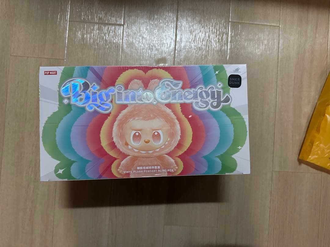 POP MART Big into Energy フィギュアセット