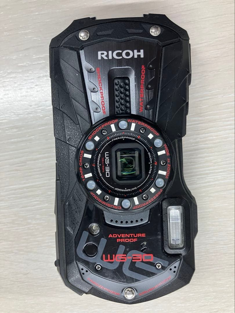 リコー WG-30 デジタルカメラ 本体と付属品