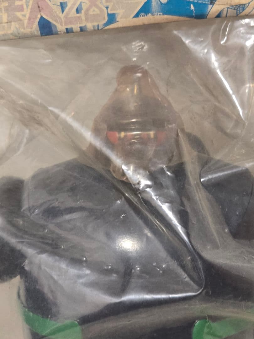 鉄人28号 ブラック 2003年当時物ソフビ 背中ロケット片側外れ有 未開封