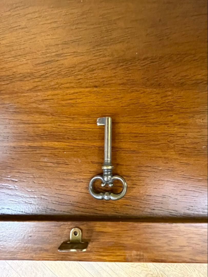 キュリオケース コレクションボード カップボード 輸入家具 木製 鍵付き