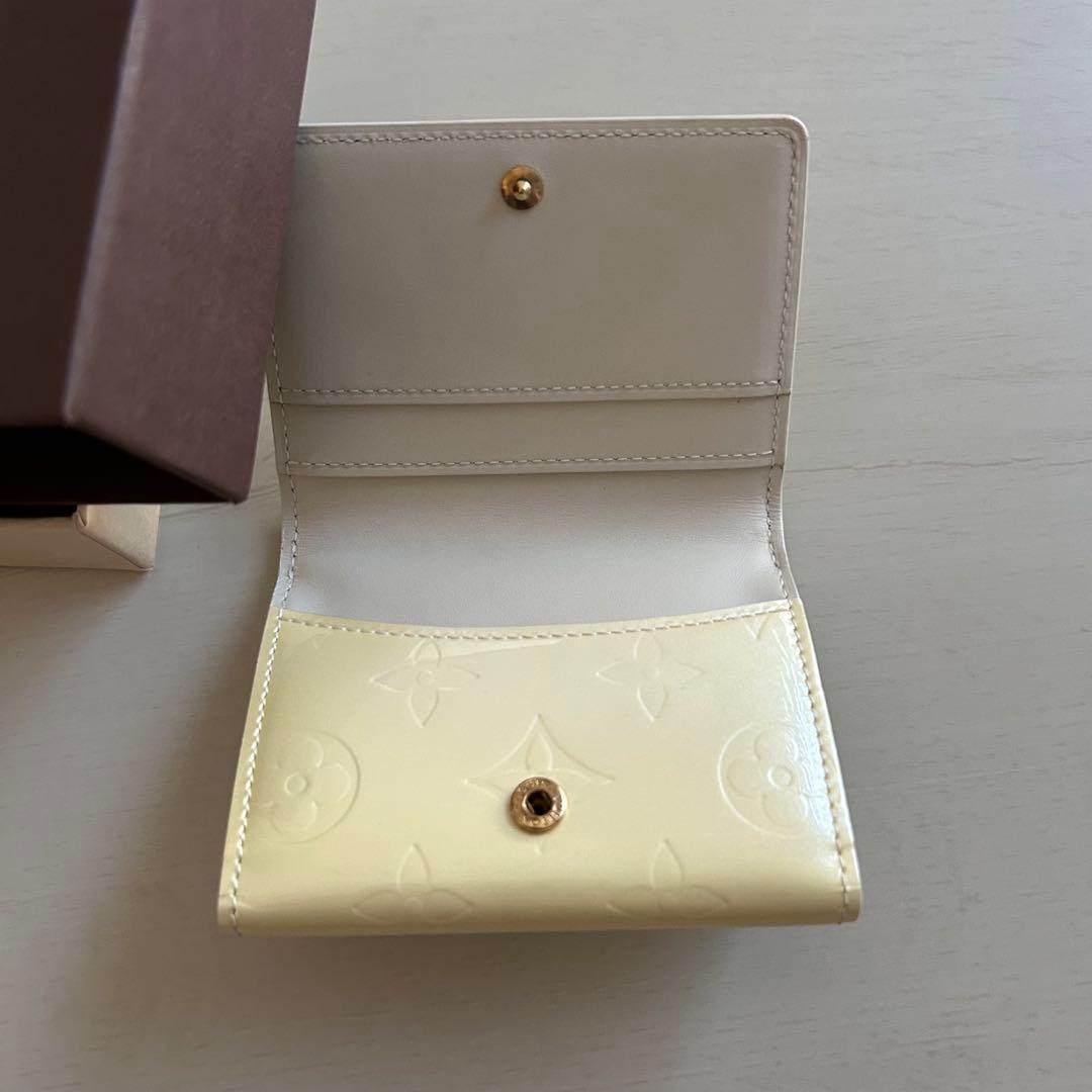 年末セール❗️ルイヴィトン ヴェルニ ラドロー ケース イエロー