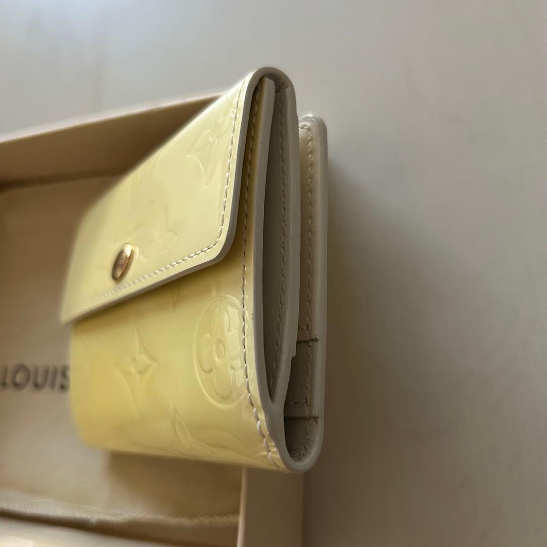年末セール❗️ルイヴィトン ヴェルニ ラドロー ケース イエロー