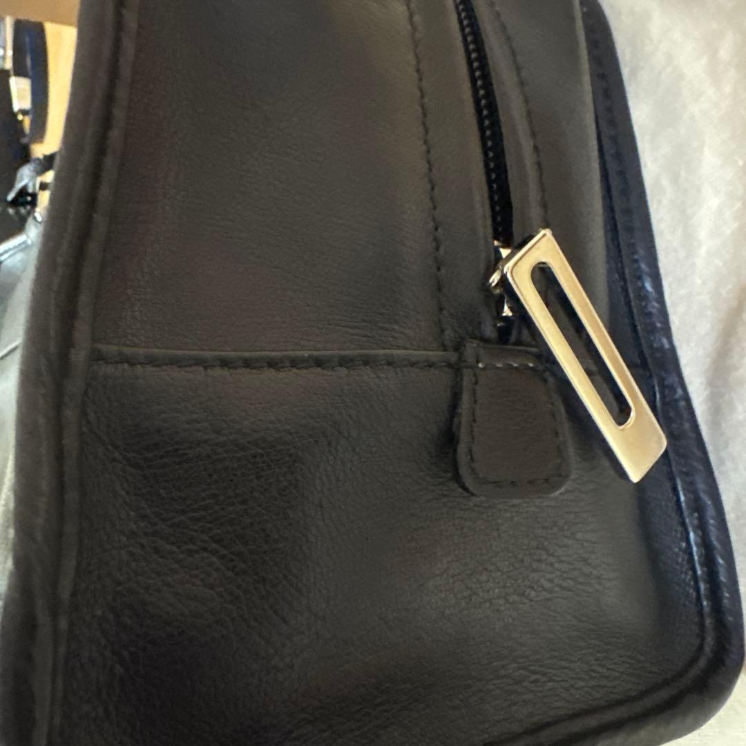 LOEWE ブラックレザー ハンドバッグ　ロエベ