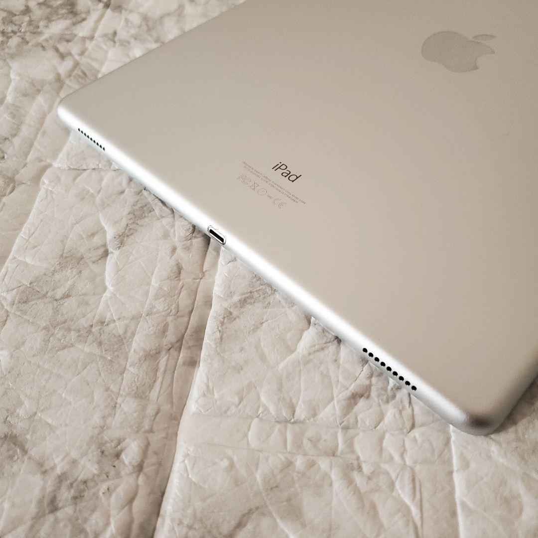 175 iPad pro 12.9 1世代 128GB Wi-Fi シルバー