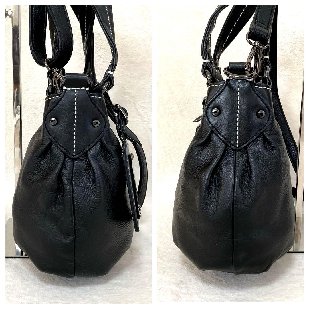 【美品】バーバリーショルダーバッグ オールレザー リバーシブル 黒 2way