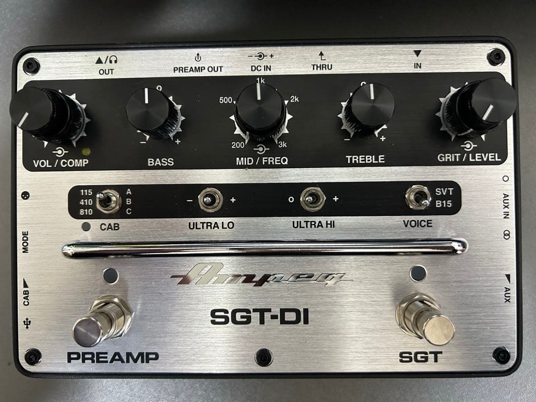 ベース Ampeg SGT-DI