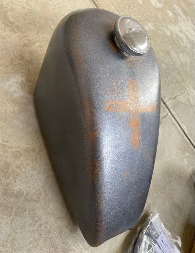 ドラッグスター250 スポーツタンク　新品　t&f