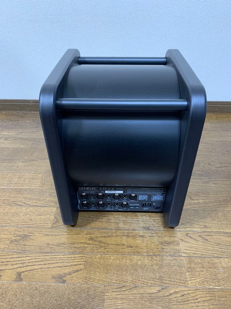 7350A SAM GENELEC スタジオ・サブウーファー