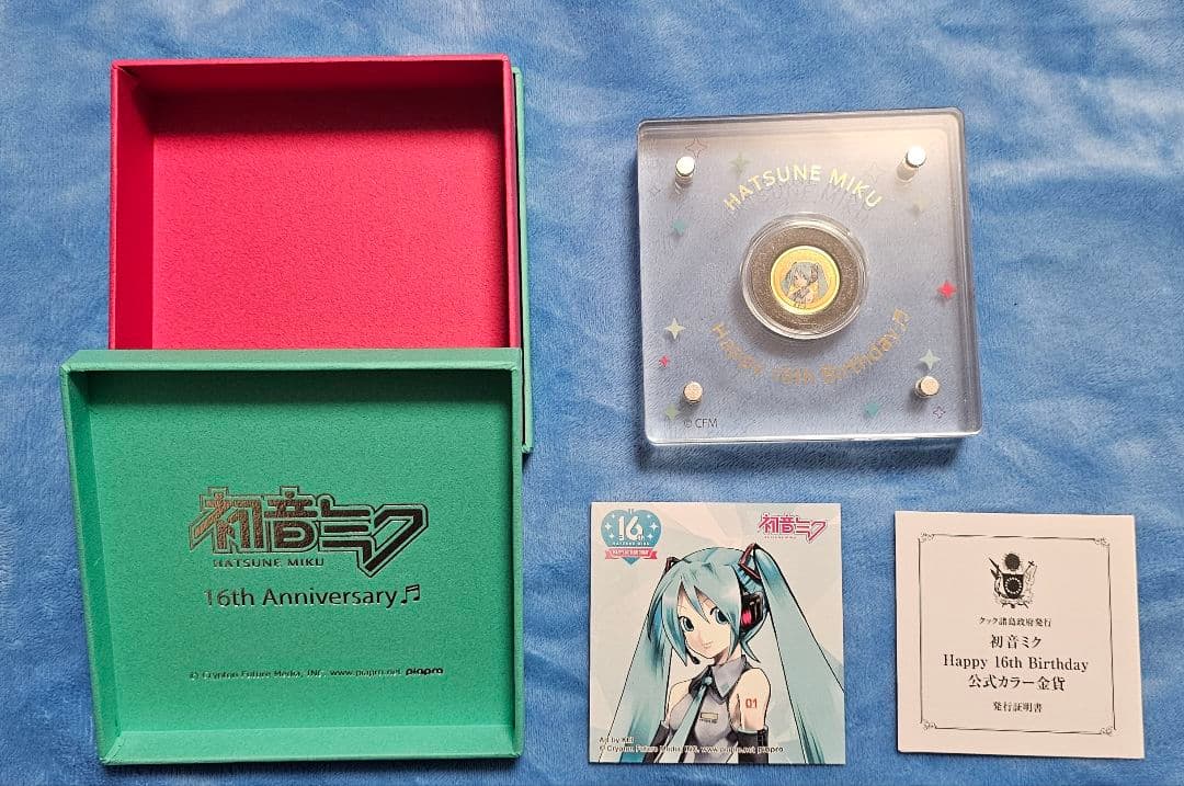 セット購入特典限定アクリルボード付き　初音ミク　16th　金貨　銀貨セット
