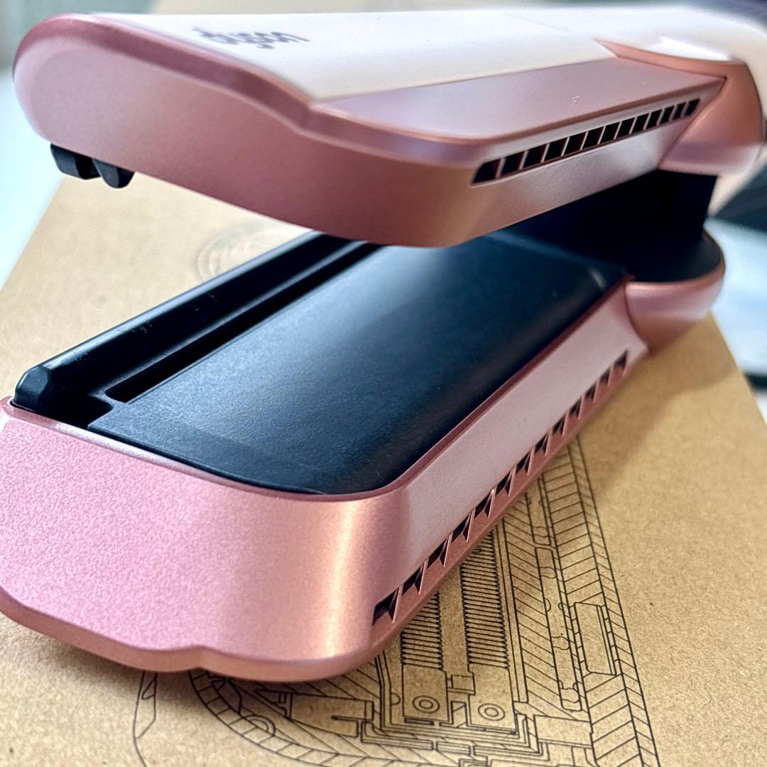 美品 ダイソン Dyson Airstrait ストレイトナー HT01