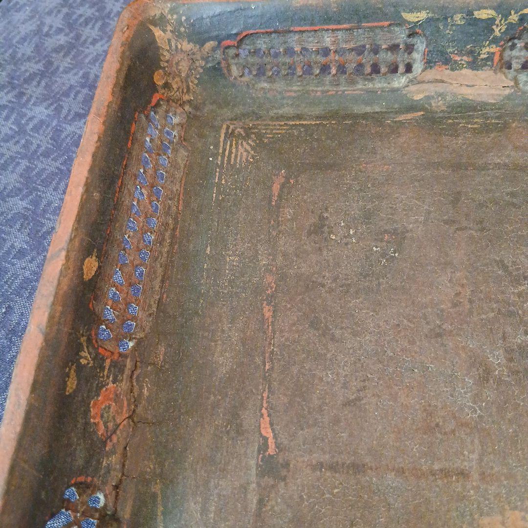 木製長方形トレイ 金彩と赤色花柄装飾